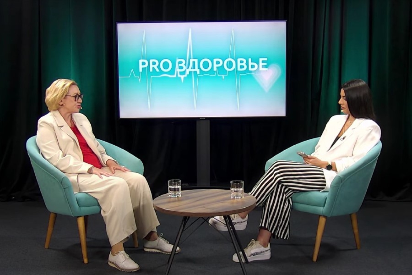 Почему лучше привиться, чем переболеть? Объясняет эпидемиолог