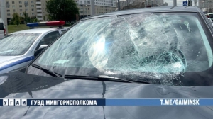 В Минске подросток перебегал дорогу на запрещающий сигнал светофора и попал под колеса авто