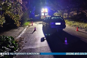 Пешеход погиб под колесами легковушки в Гродненском районе