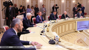 Лукашенко предложил создать в Курской области совместные производства