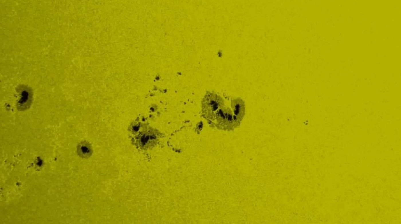 ИКИ РАН: на Солнце весь день "творился ад", появилось не менее 100 новых пятен