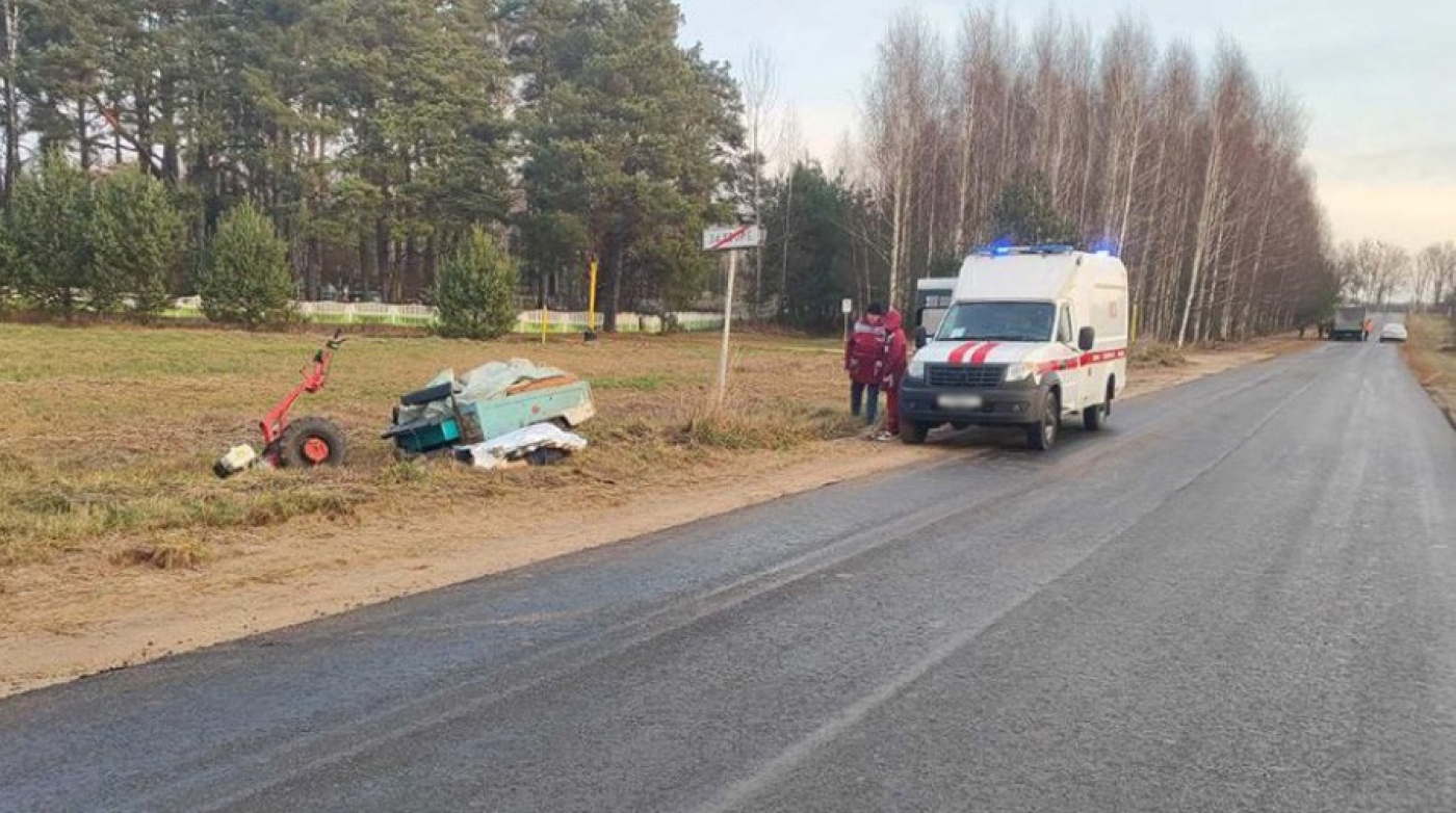 Пенсионер погиб под колесами своего мотоблока в Столбцовском районе