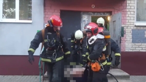 Двух человек спасли при пожаре в Слуцке