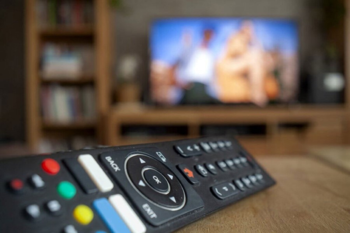 Белтелеком с декабря отключает сразу два телеканала