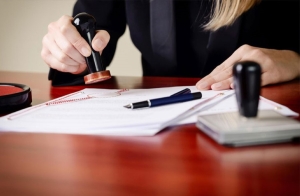 Нотариусы 13 марта проконсультируют бесплатно в преддверии Дня Конституции Беларуси