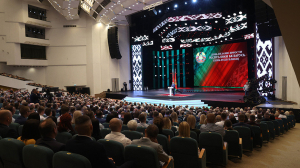 &quot;Вы сапраўдныя нашчадкі пераможцаў&quot;. Выступление Лукашенко на торжественном собрании ко Дню Независимости Беларуси