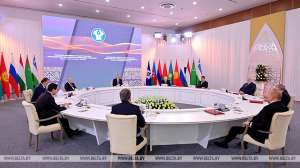 Лукашенко видит возможность для стран Содружества снизить зависимость от общемировых потрясений