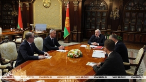 Лукашенко - помощнику по Гродненской области: нужно иметь свое мнение, но не конфликтовать