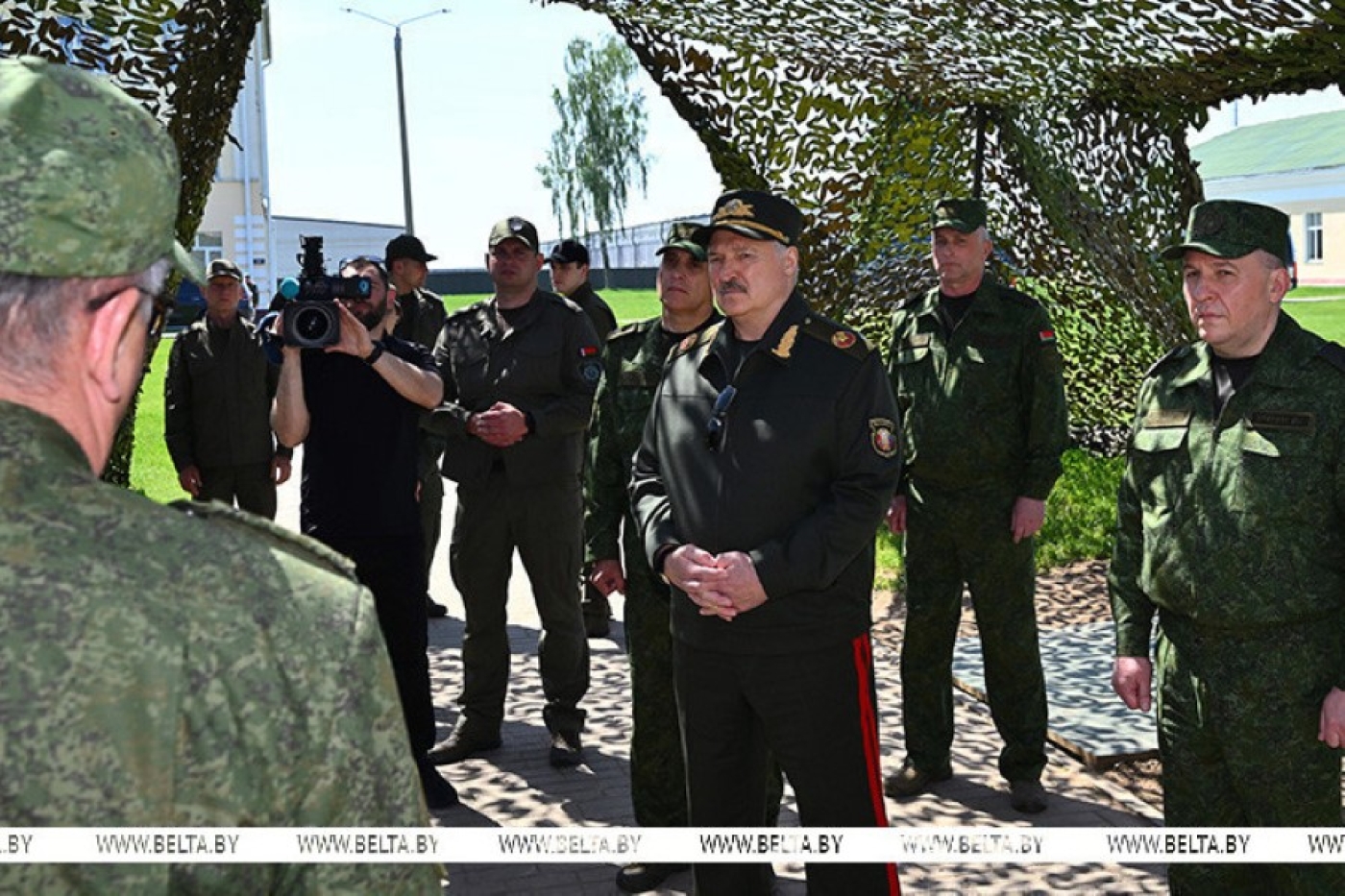 Военная тематика в центре внимания. Лукашенко приехал к ракетчикам в Осиповичский район