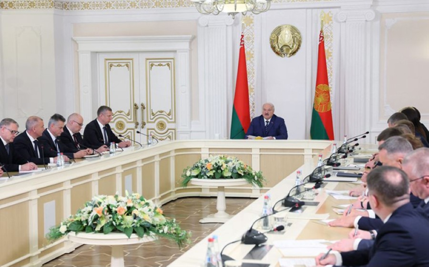 Александр Лукашенко потребовал выстроить четкую идеологическую работу в стране