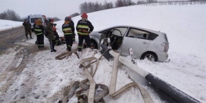 Спасатели помогли вытянуть из снежных заносов 30 транспортных средств