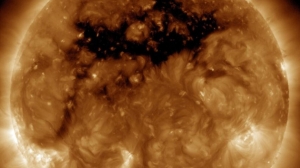 Солнце сожгло две кометы