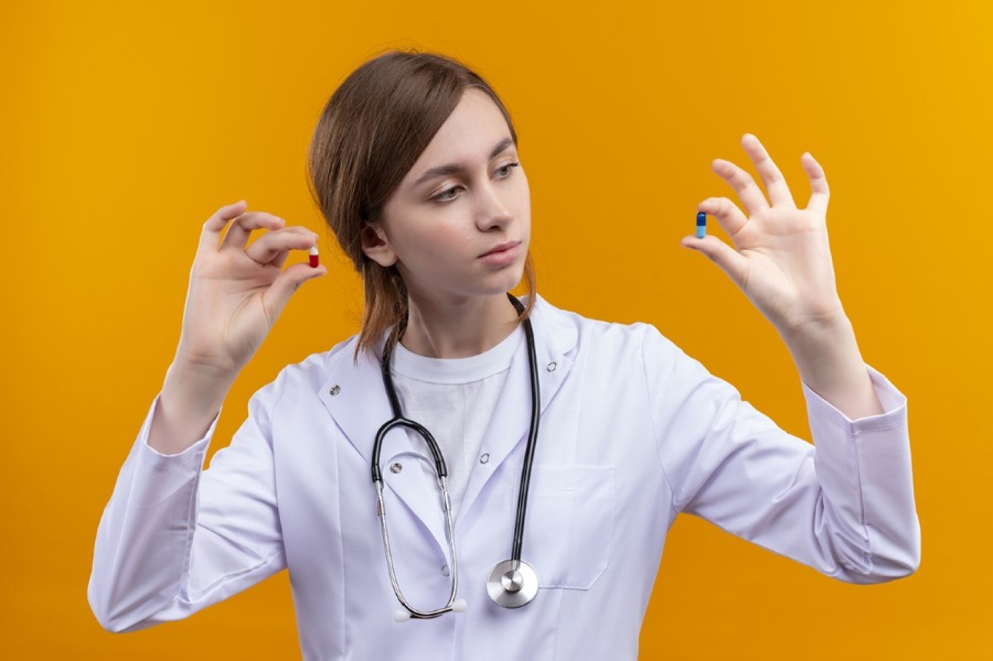 Эти признаки могут быть заметны каждый день: врач рассказал, как распознать дефицит витаминов