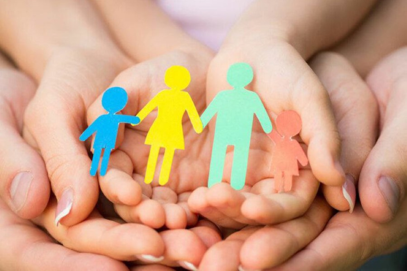 Социальный патронат: помощь семьям в трудной жизненной ситуации от Березинского территориального центра