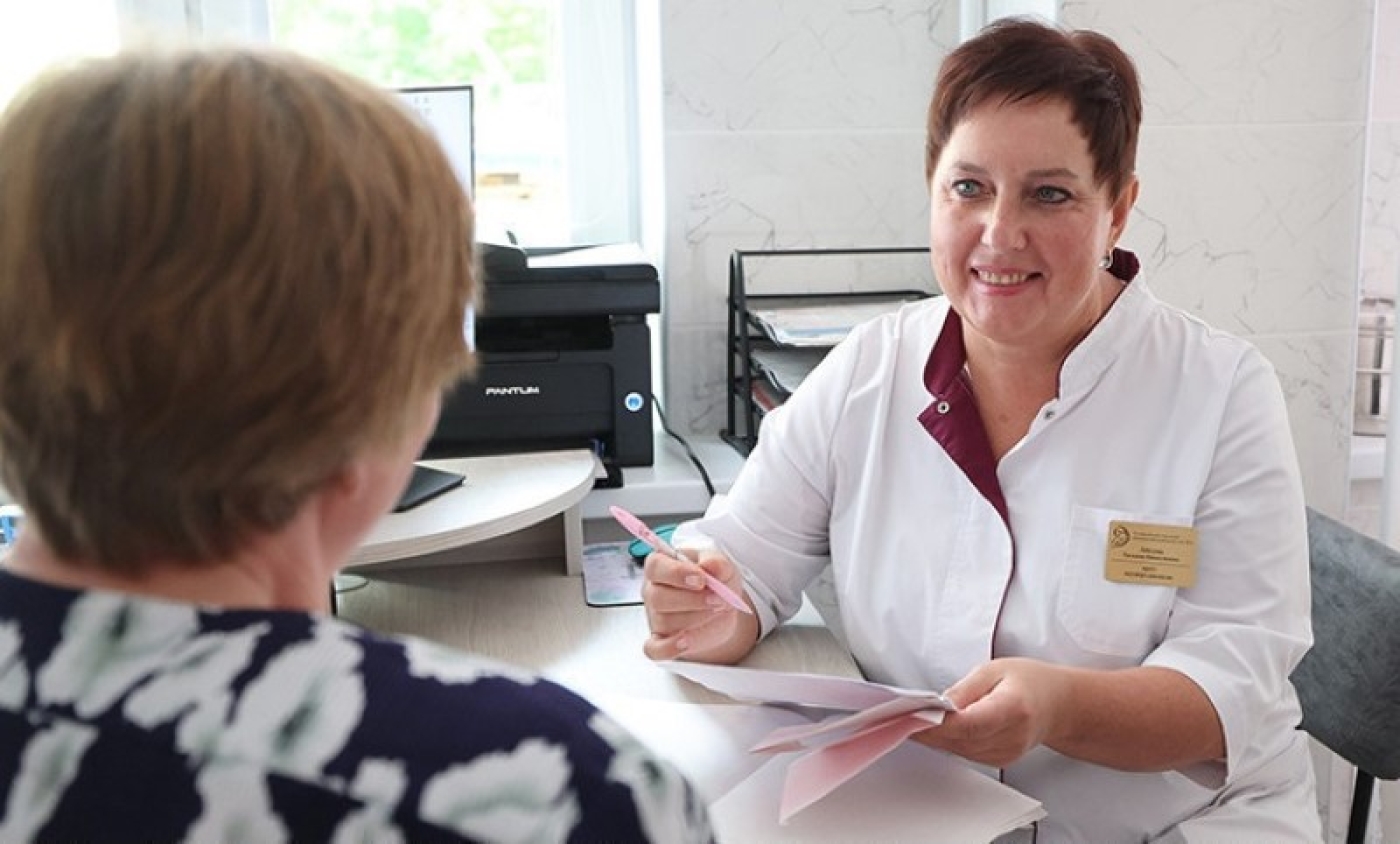 Лукашенко: усилиями многих поколений медиков в Беларуси выстроена эффективная система оказания медпомощи