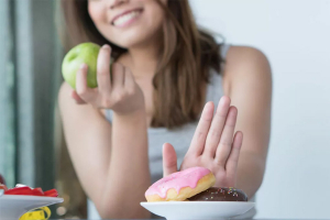 Диетолог перечислила простые правила избавления от пищевой зависимости