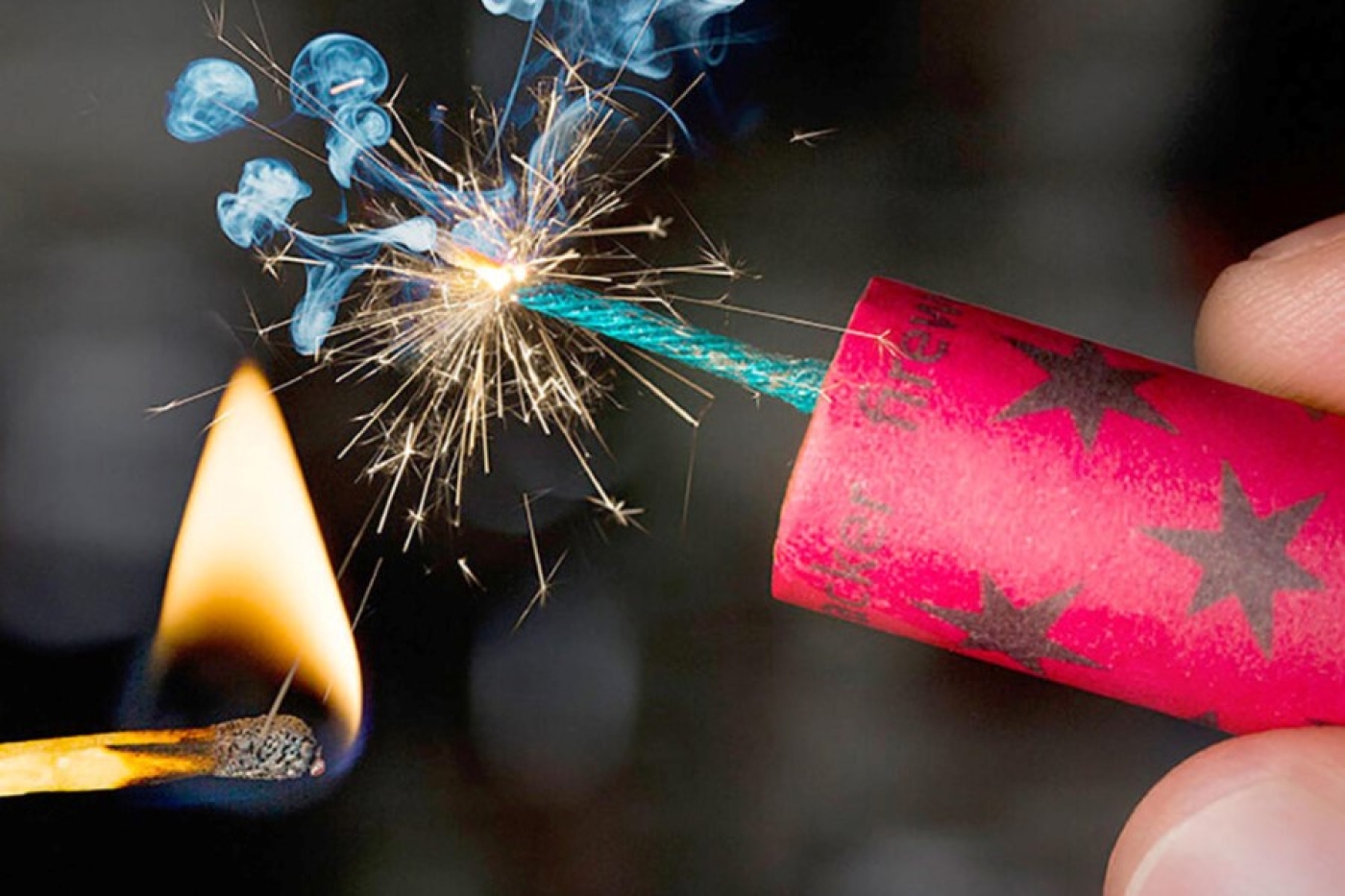 В первый день нового года некоторые белорусы пострадали от пиротехники