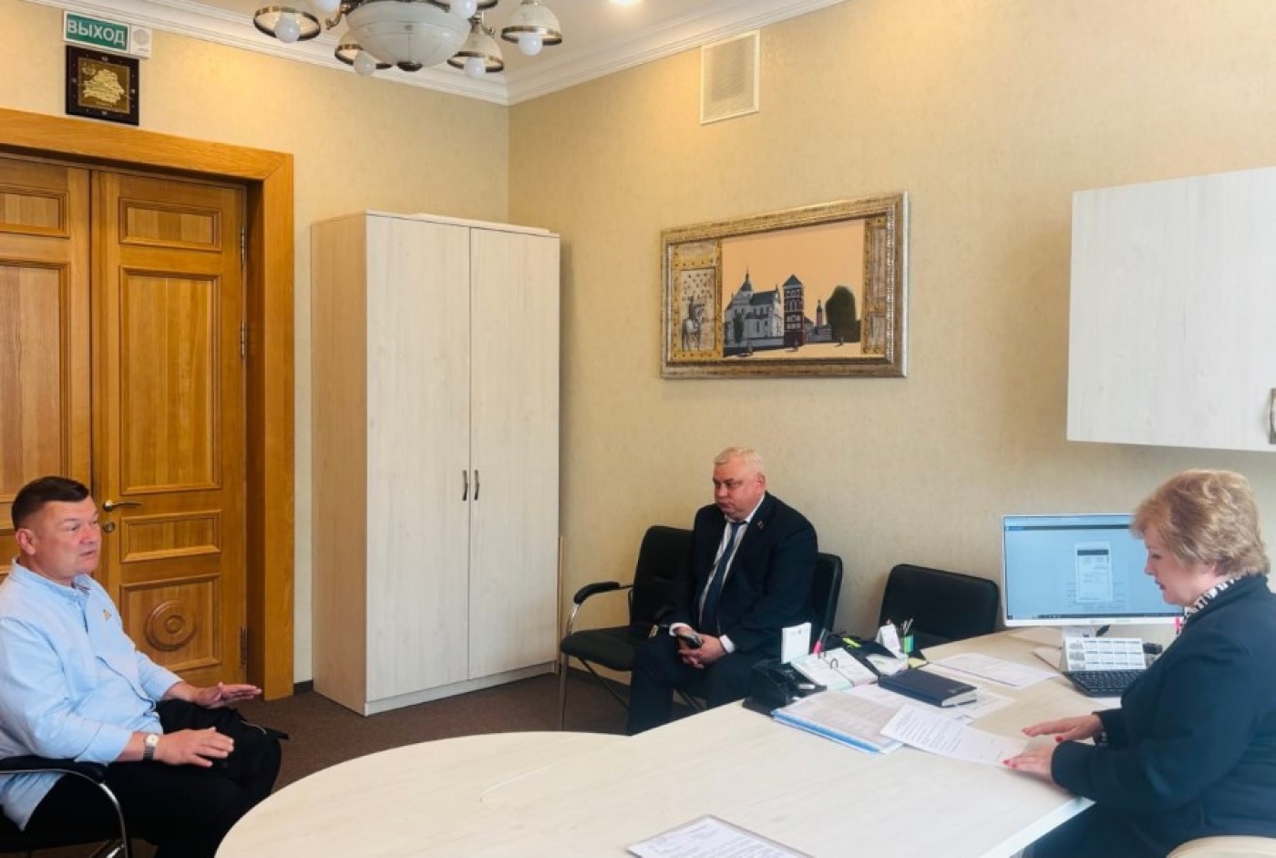 Наталья Якубицкая провела прием граждан в Минске