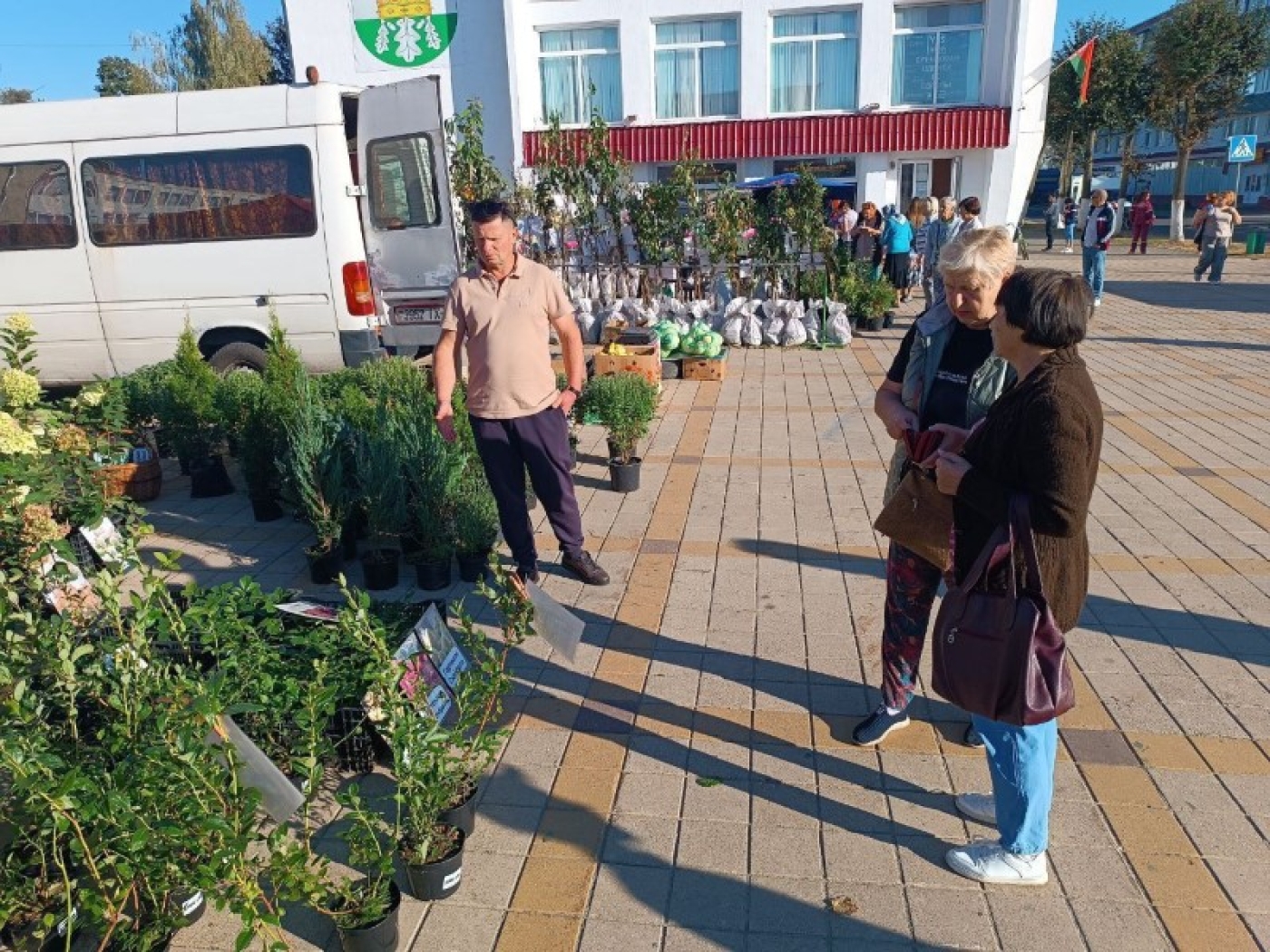 В субботу, 28 сентября на городской площади г. Березино будет работать осенняя ярмарка.