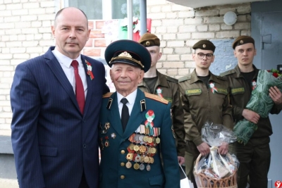 Алексей Кушнаренко – ветерану: благодаря вам мы выстояли и сегодня учим на ваших подвигах молодежь
