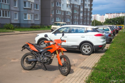 Налоговые органы начисляют белорусам транспортный налог
