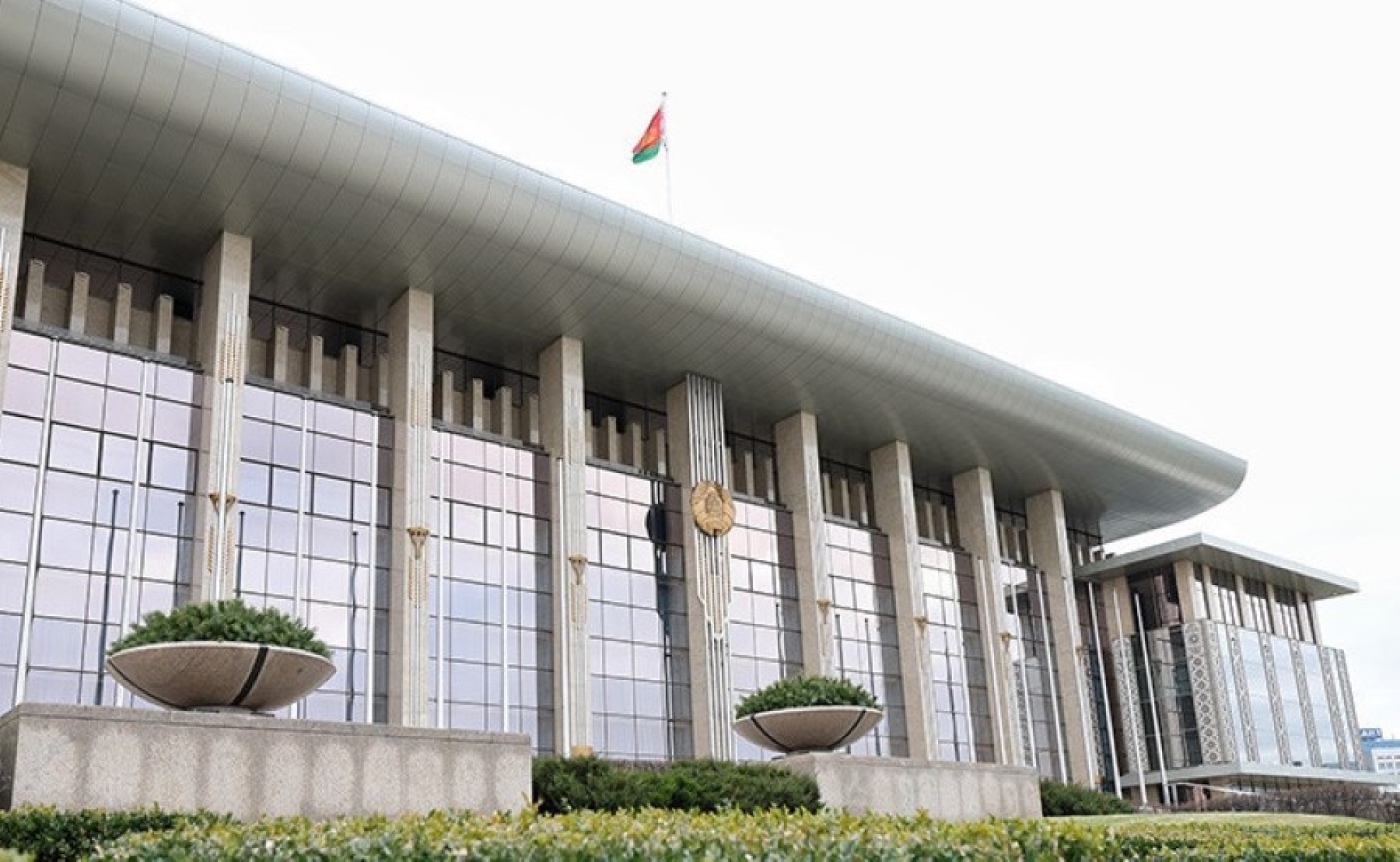 Сельское хозяйство, проекты управделами, учения “Запад-2025” и залеты БПЛА. Лукашенко заслушал ряд докладов