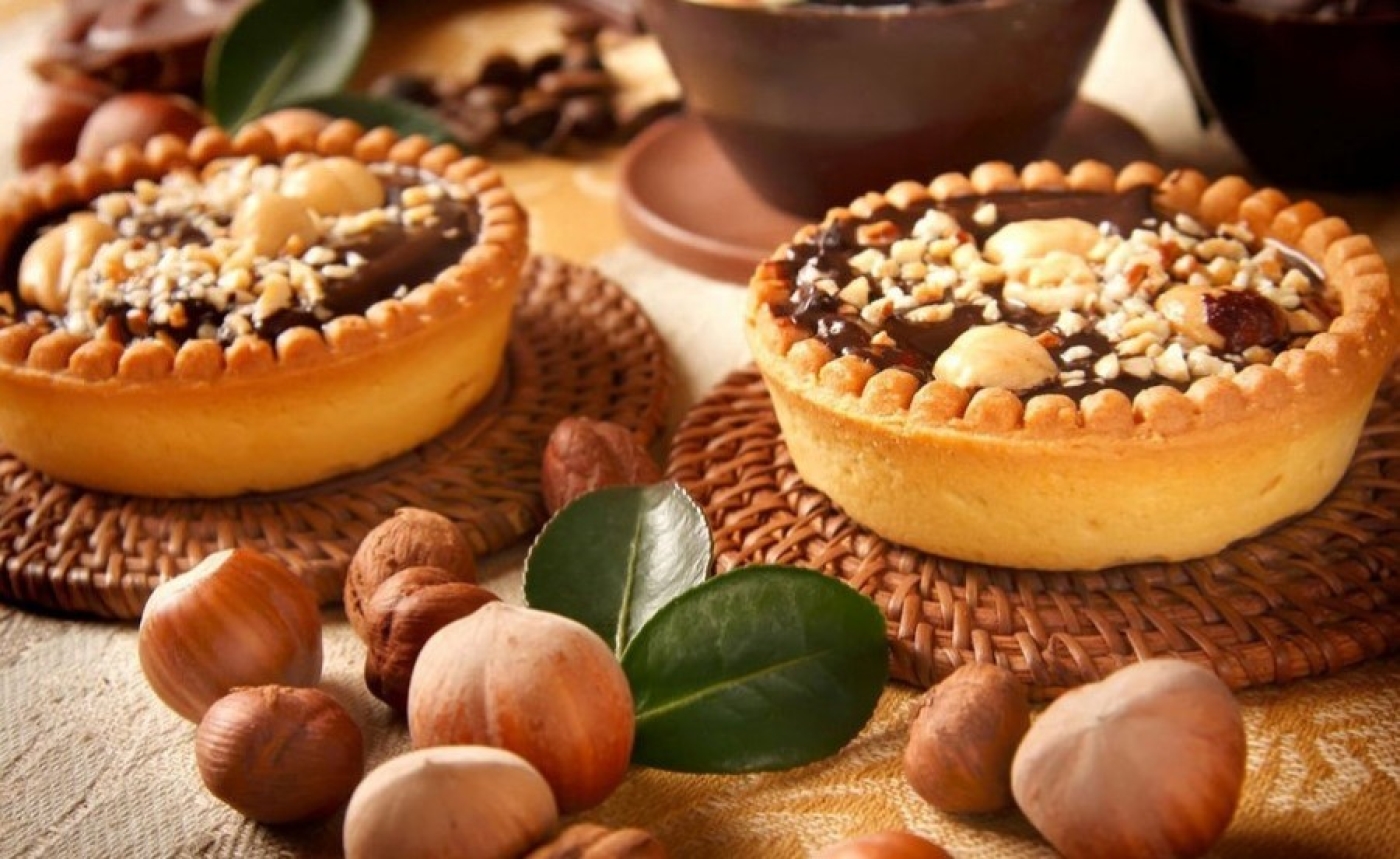 Хлебный или Спас нерукотворный-2025: история, традиции и запреты, рецепты пирогов и печенья на Ореховый Спас