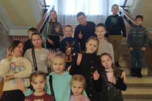 В рамках благотворительной акции &quot;Наши дети&quot; дети Березинского района посещают новогоднее представление в г. Минске