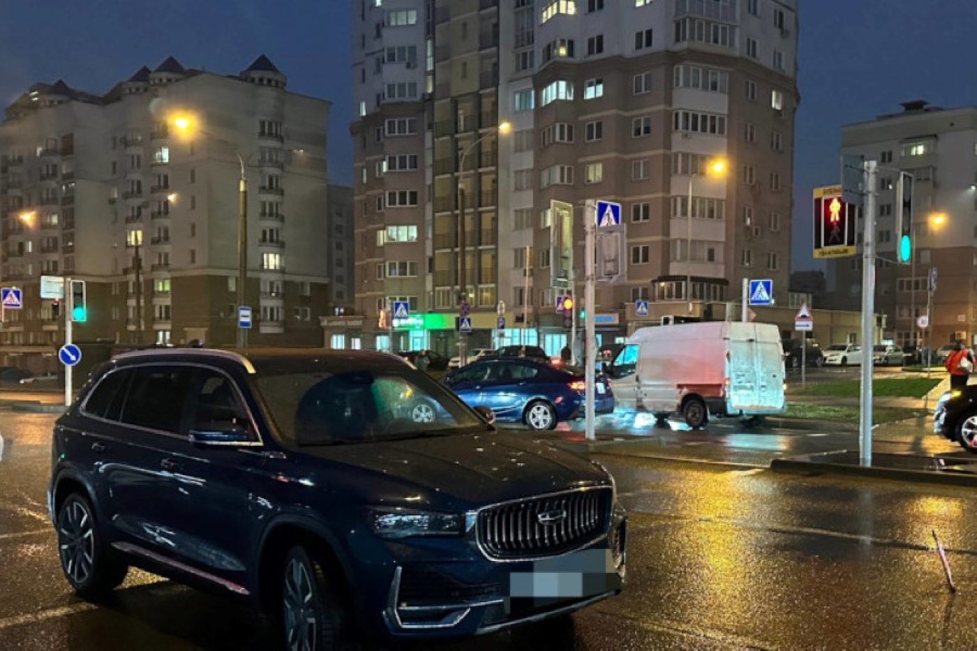 В Минске на пешеходном переходе автомобиль сбил ребенка