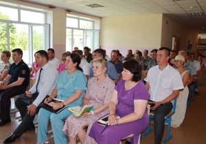 На связи с жителями район