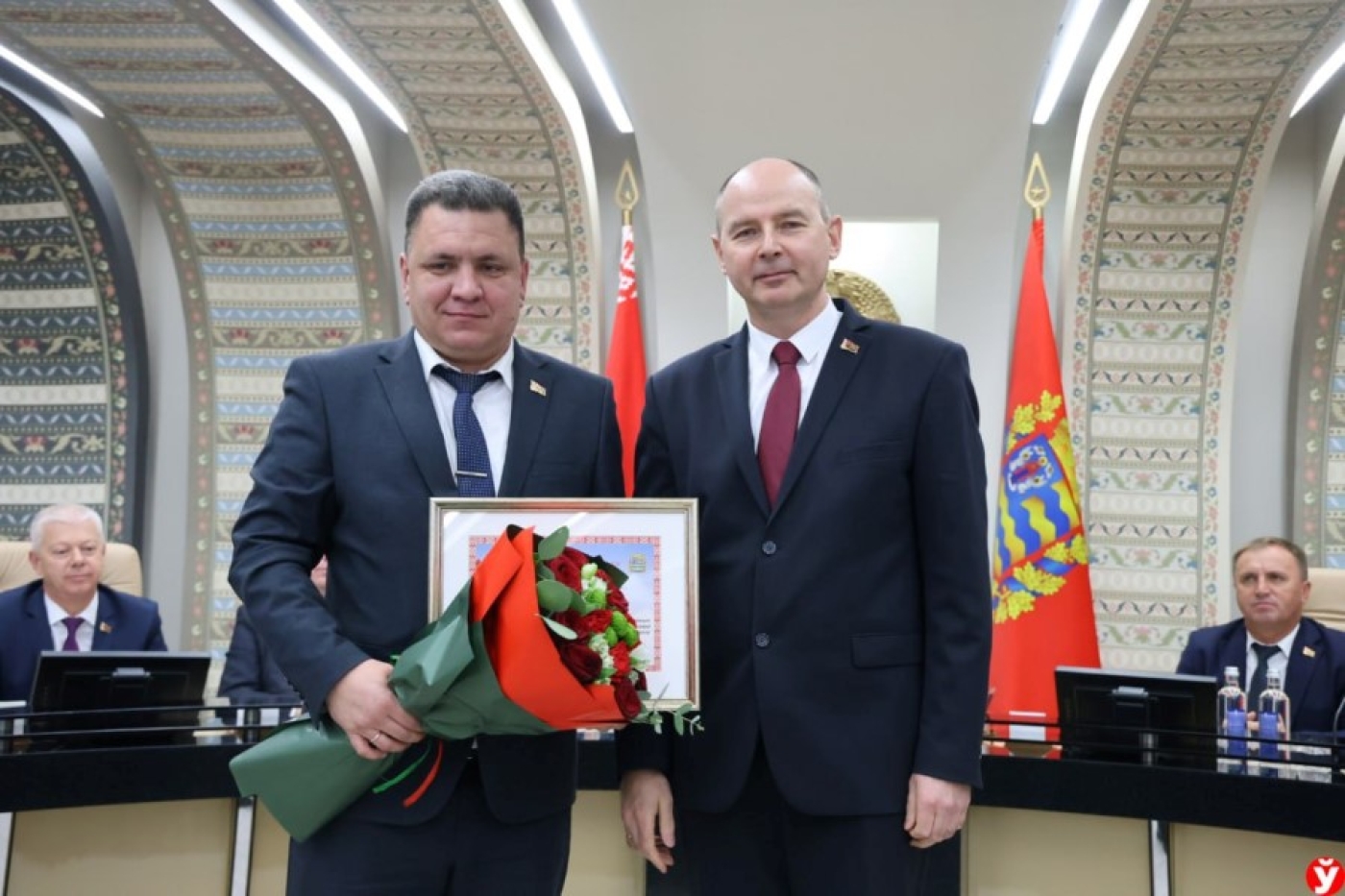 В Минском облисполкоме вручили награды лучшим труженикам Минщины