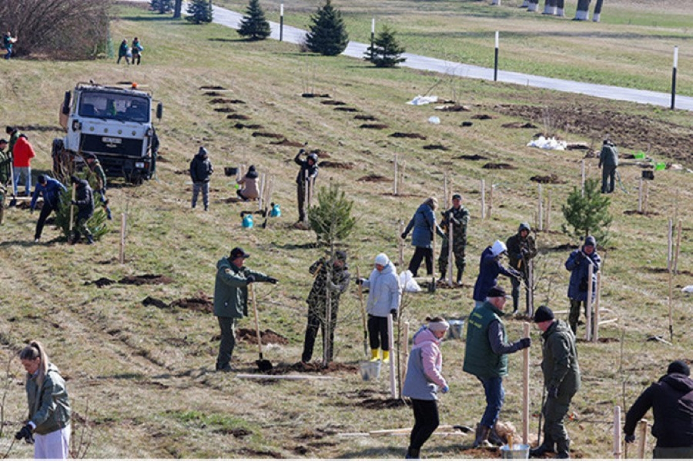 ЖКХ: все больше жителей присоединяются к службам в вопросах наведения порядка
