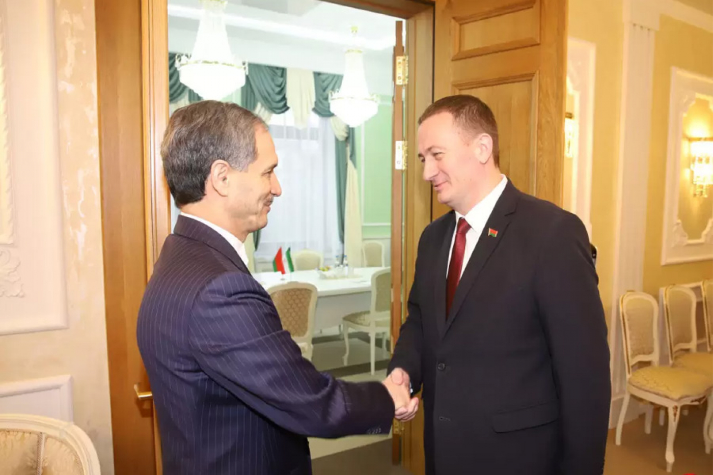 «Мы приветствуем иранские инвестиции в нашу экономику». Турчин встретился с послом страны