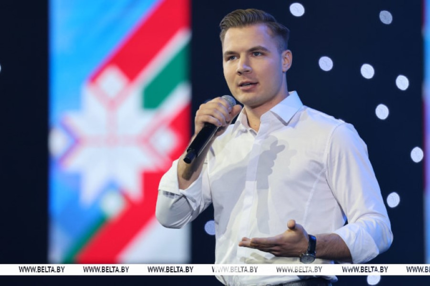 "Мы сохраним этот мир и отстоим наши мечты!" Лектор общества "Знание" обратился к молодежи Беларуси