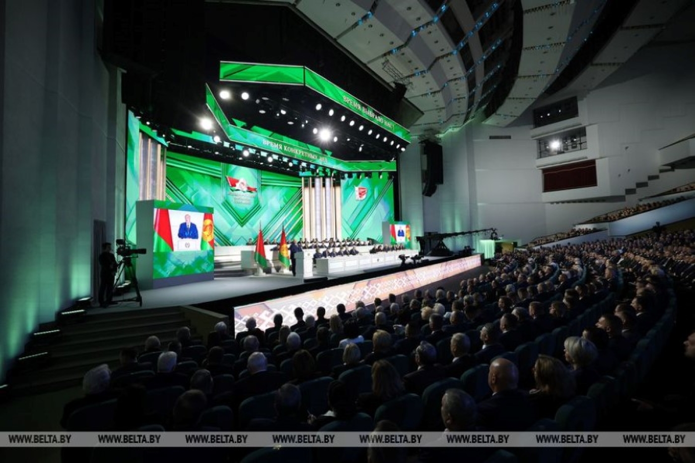 Лукашенко - гражданам: какой будет Беларусь - зависит только от нас