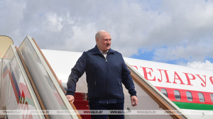 Лукашенко прилетел в Москву на юбилейный саммит ОДКБ