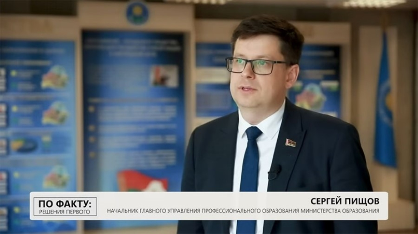 Некоторым придется поступать в вуз дважды. В Минобразования напомнили о важном правиле для целевиков