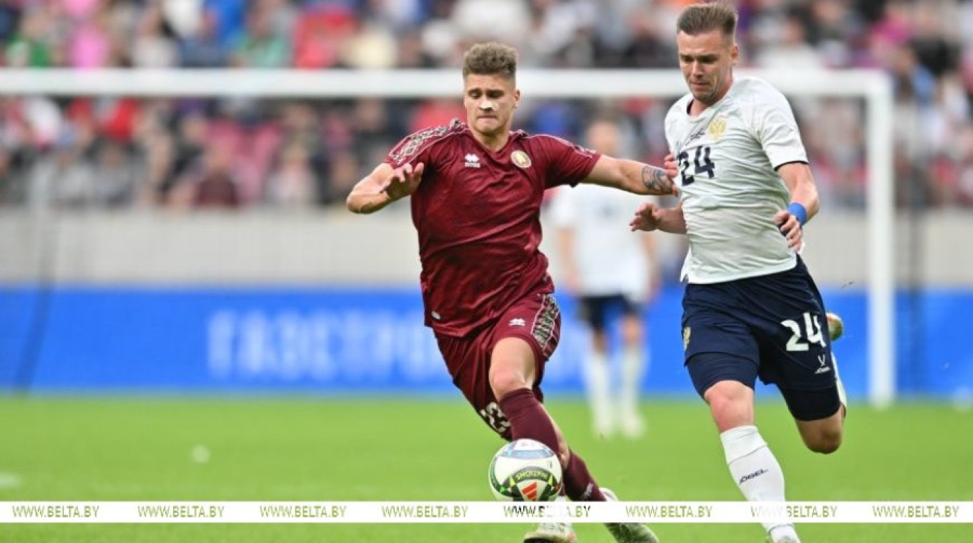 Белорусские футболисты крупно проиграли россиянам в домашнем спарринге