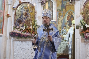 Надежда на исполнение добрых желаний. Митрополит Вениамин возглавил литургию в честь Благовещения в Витебске