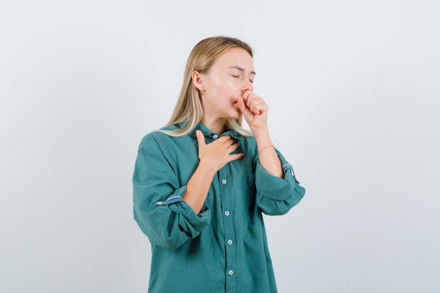На что может указывать кашель без симптомов простуды? Ответил врач