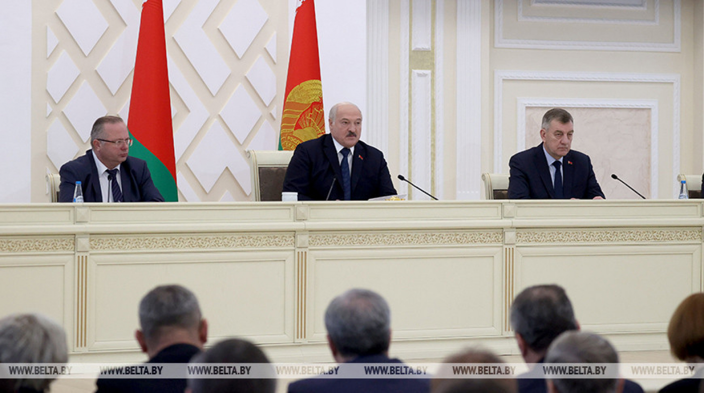 &quot;Это не что хочу, то и ворочу&quot;. Лукашенко объяснил белорусам, что означает свобода и независимость