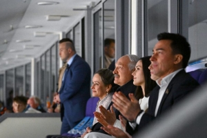 Лукашенко приехал на тренировку хоккеистов "Динамо-Минск"