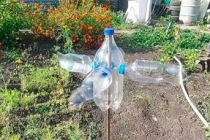 Пугало не нужно: делаем ветряк из бутылок