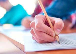 Свыше 43 тыс. абитуриентов уже зарегистрировались на ЦТ. РИКЗ рассказал о промежуточных итогах