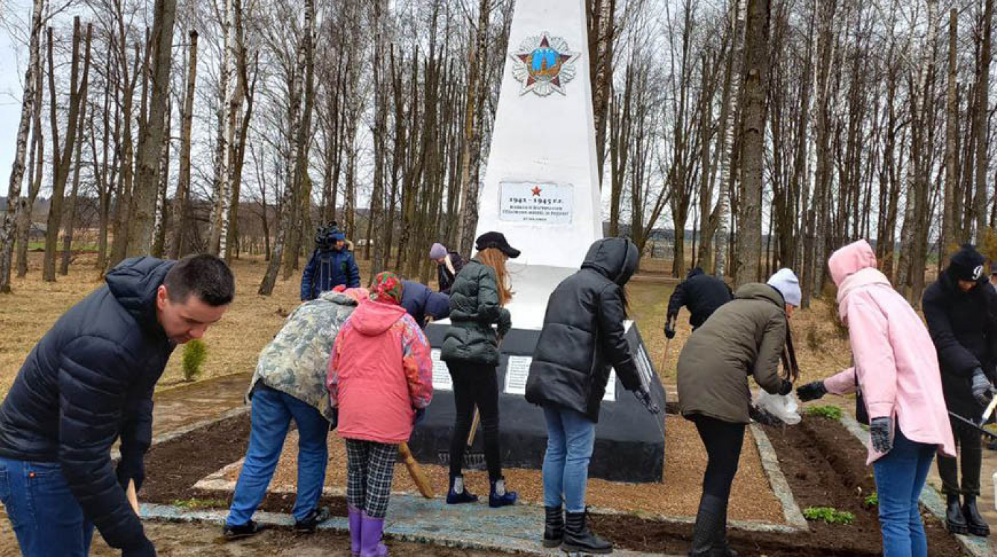 Перцов: поработать на свежем воздухе полезно и для здоровья, и для сохранения командного духа