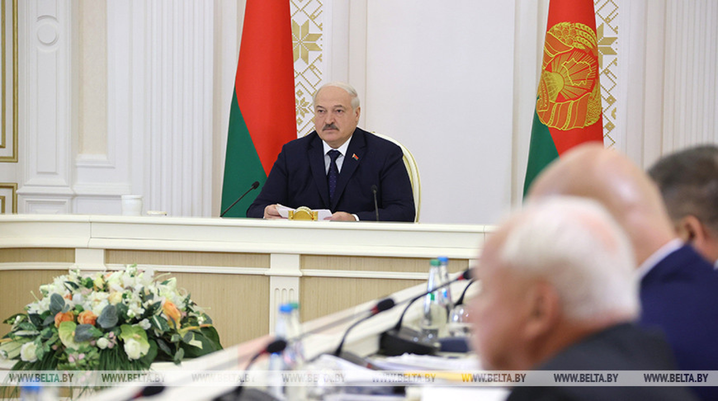 Ситуация в свиноводстве стала темой совещания у Лукашенко
