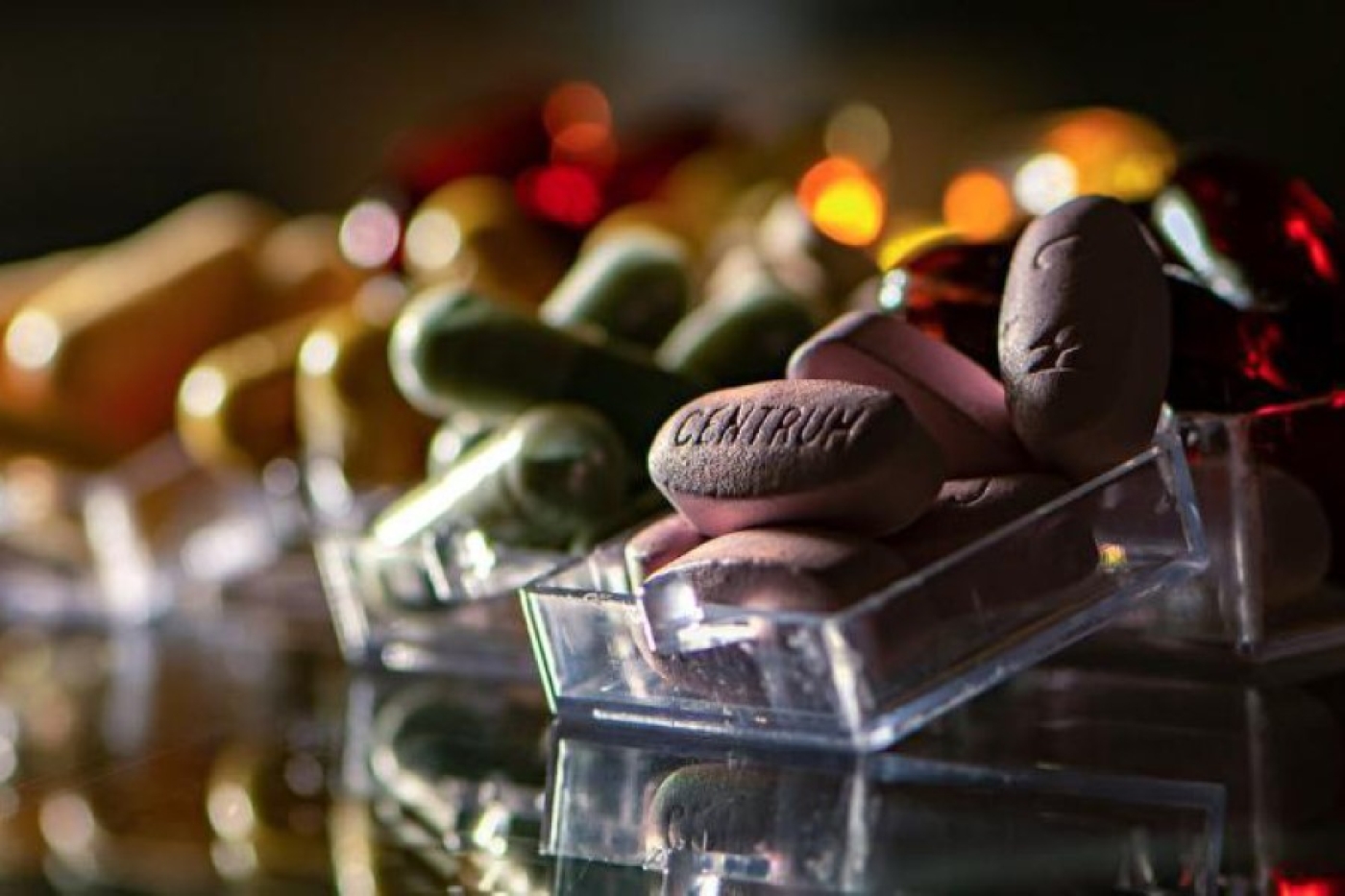 Как в Беларуси проверяют БАДы на качество, где их лучше покупать