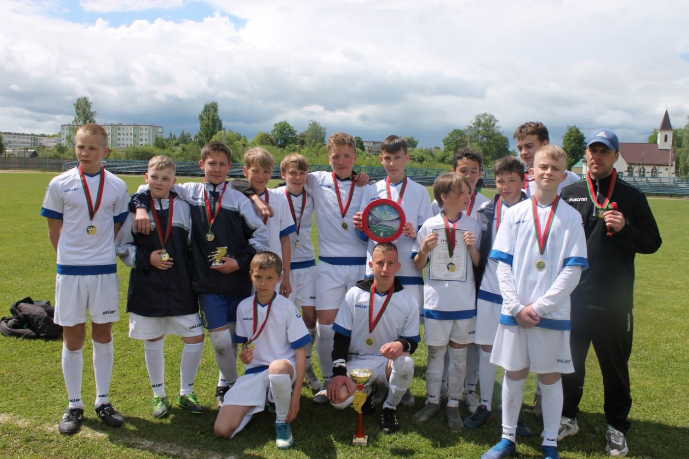 Дома и стены помогают