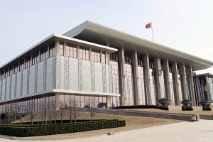 Лукашенко: коллектив ЖКХ своим ежедневным трудом обеспечивает чистоту, комфорт и безопасность