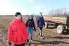 На полях – трудовой десант